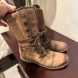 Bedstu Boots